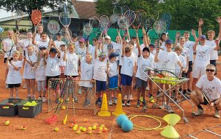 Die drei Sommercamps bei der TG Neunkirchen sind der Renner gewesen. Nachdem in der ersten Ferienwoche 33 Mädchen und Jungen teilnahmen, kamen in den beiden anderen nochmals 45 hinzu.