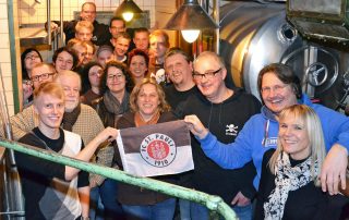 Am 21. März 2013 hoben 27 Unentwegte den Weidener St. Pauli-Fanclub „Paulizeirevier“ aus der Taufe. Archivfoto: fku
