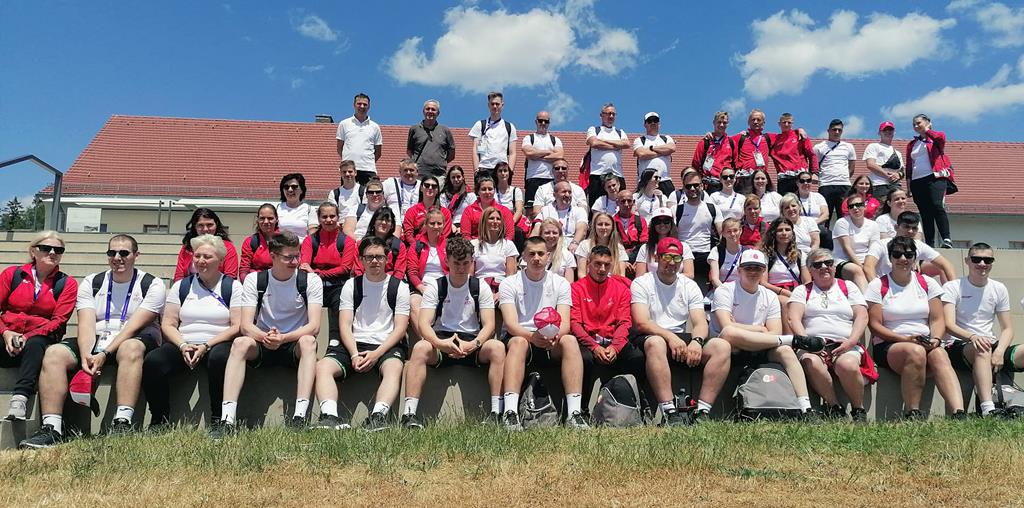 Der zweite Tag des gemeinsamen Host Town-Projektes hatte für die ungarische Special Olympics-Delegation Führungen durch die Stadt Weiden und durch die KZ-Gedenkstätte Flossenbürg auf dem Programm.