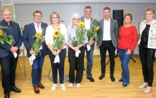 Der neu gewählte Aufsichtsrat (von links): Helmut Brandl, Dieter Wettinger, Birgit Reil, Daisy Brenner, Max Hohlrüther, dazu der Vorstand mit Christian Stadler, Brigitte Krause und Claudia Prommersberger.