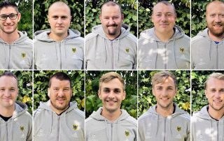Das „Team Deutschland“ kommt aus Irchenrieth stellt sich vor: Julian Müssig (Trainer), Lukas Woldrich (Trainer), Thorsten Bayer (Torwart), Christian Haderer (Kapitän), Kevin Kaiser (oben v. l.), Arber Zabelli, Alfons Zumwalt und die Unified-Partner Felix Fritsch, Jonas Fritsch und David Woldrich (unten v. l.).