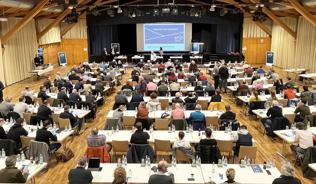 Enorme Resonanz! Knapp 200 Vereinsvertreter nahmen am Samstag bei Regionalkonferenz der BTV-Region Nordbayern in der Karl-Diehl-Halle in Röthenbach a. d. Pegnitz teil.
