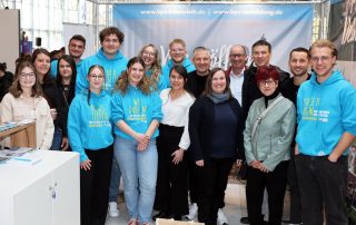 Positives Fazit: Das Team des Heilpädagogischen Zentrums (HPZ) Irchenrieth führte bei der Ausbildungsmesse am Samstag in der Weidener Max-Reger-Halle mehr als 100 positive Gespräche mit potenziellen neuen Auszubildenden. Fotos: Stephan Landgraf