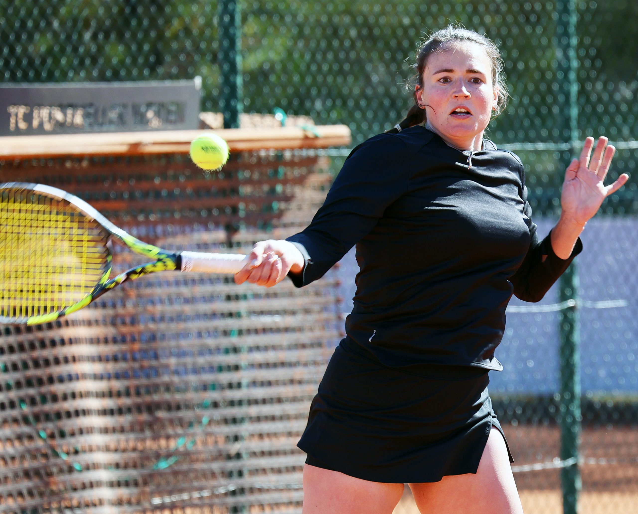 Alles im Blick: Alexandra Lutz kürte sich in Weiden zur nordbayerischen Meisterin 2026. 