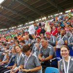 Die Sportler des RehaSport-Vereines sind von der Eröffnungsfeier im Saarbrückener Ludwigsparkstadion begeistert.